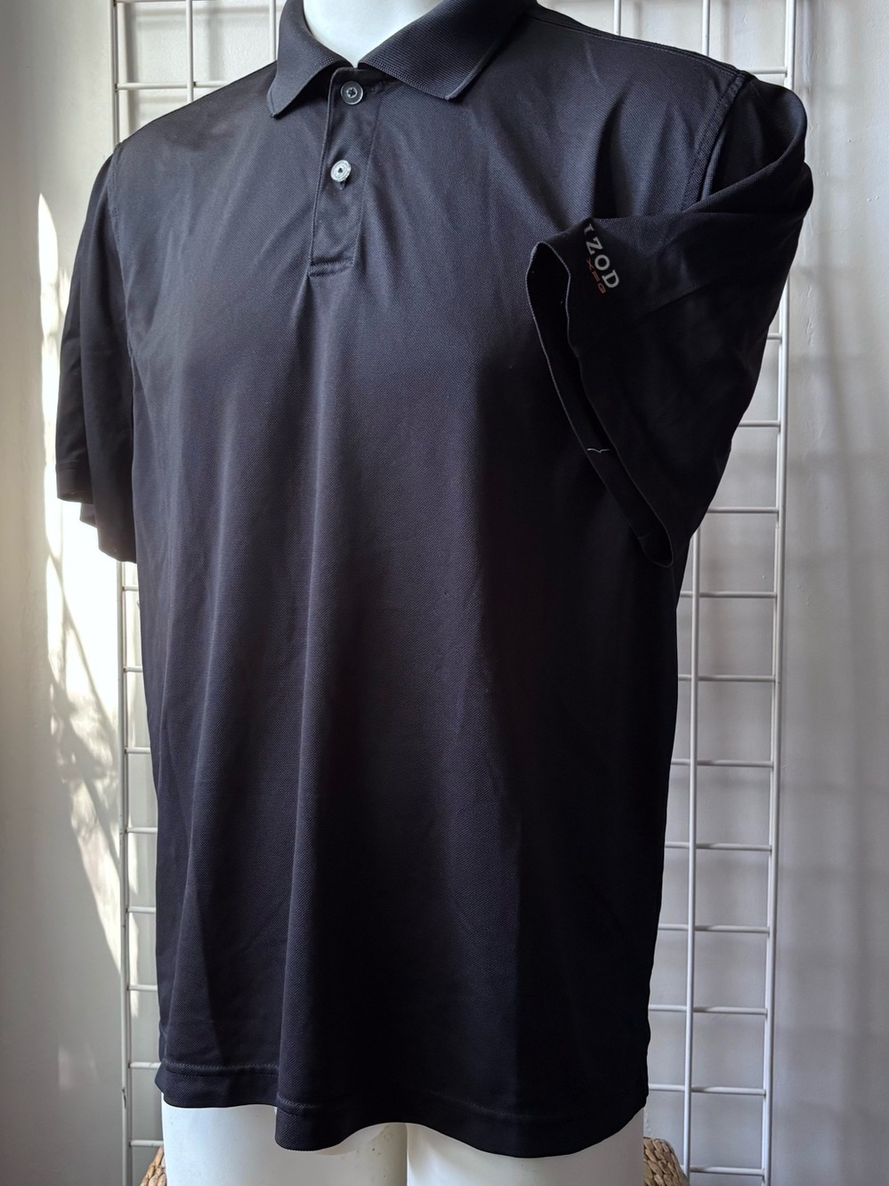 IZOD Pro Series Polo Shirt Large $11 eb pm, 8 vn